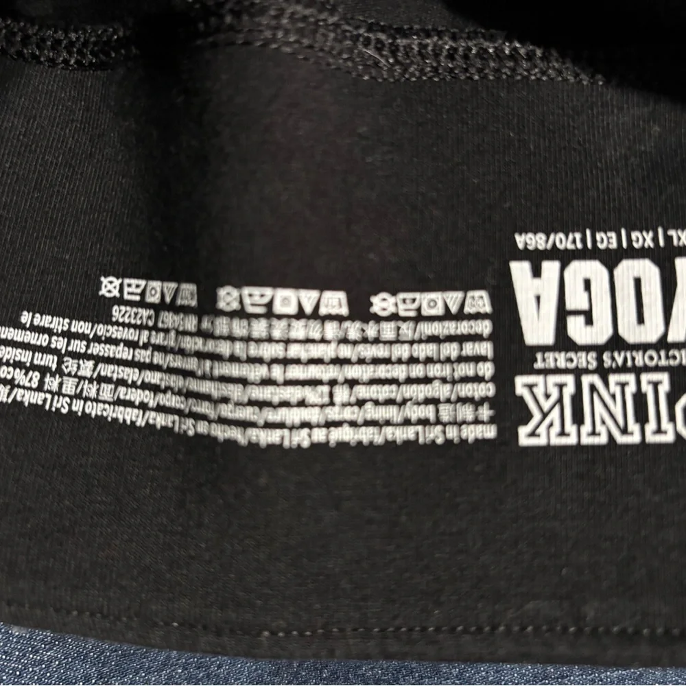 PINK Victoria's Secret Black Leggings with Silver Accents yoga - Picture 7 of 7